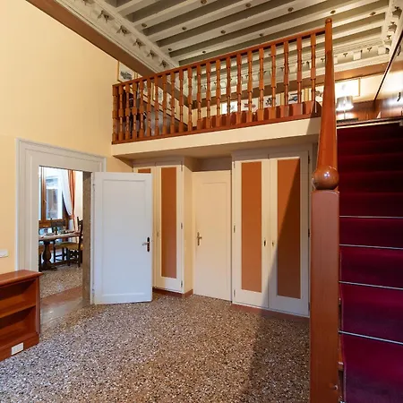 Fortuny 3967 Luxury Suites Wine *