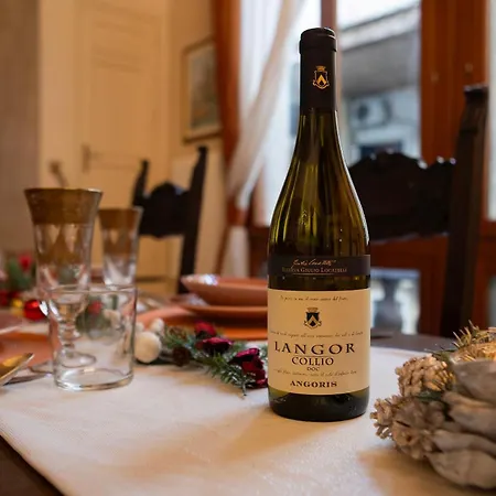 Fortuny 3967 Luxury Suites Wine *