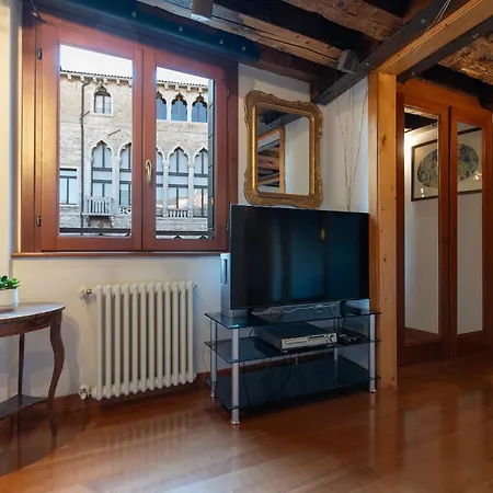 Fortuny 3967 Luxury Suites Wine