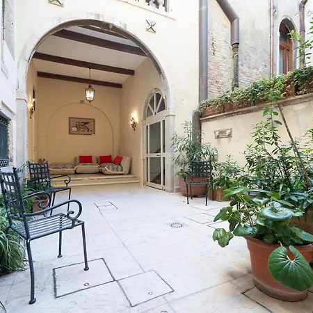 Fortuny 3967 Luxury Suites Wine